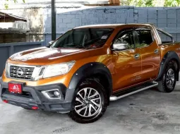 NISSAN NAVARA NP300 2.5 สี่ประตู CALIBRE EL TOP A/T ปี2017 สีส้ม