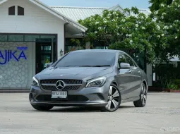 Mercedes-Benz CLA200 Urban W117 AT 2017
