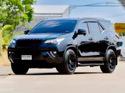 TOYOTA Fortuner 2.4 V 6A/T ปี 2018