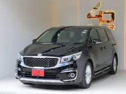 2017 Kia Grand Carnival 2.2 EX