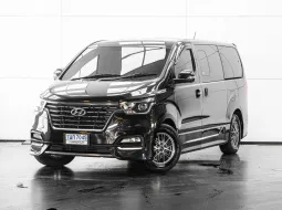  2019 HYUNDAI H1 2.5 DELUXE  A/T