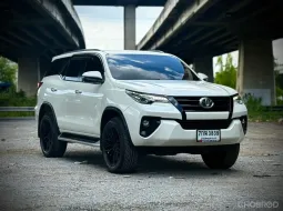 Toyota Fortuner 2.4 V 2018 รถ SUV สภาพดี ไมล์น้อย