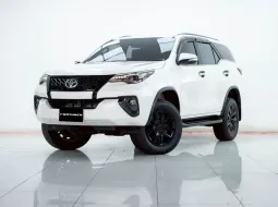 2B417 TOYOTA FORTUNER 2.4 V 2017 รถสวย มือเดียว