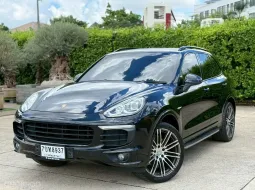 2016 Porsche CAYENNE 3.0 S Hybrid SUV รถบ้านมือเดียว ไมล์น้อย 28,000 km 