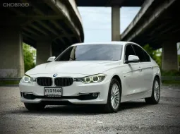 BMW 3 Series 320i LUXURY 2012 รถบ้านสภาพดี ไมล์แท้