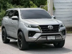 2022 Toyota Fortuner 2.4 V SUV รถบ้านมือเดียว ไมล์แท้  เจ้าของขายเอง  
