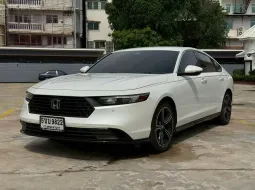 Honda Accord 2.0 e:HEV EL 2023 รถสวย ไมล์น้อย มือเดียวป้ายแดง  