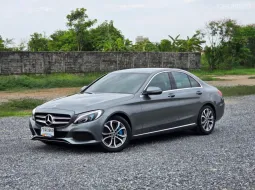 MERCEDES-BENZ C350e Plug-In HYBRID Avantgarde [W205] ปี 2017 ไมล์ป้ายแดง แทบไม่ได้ใช้ เซอร์วิสศูนย์