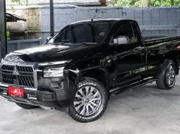 MITSUBISHI TRITON 2.4 MIVEC 4WD ตอนเดียว A/T ปี2023 จด ปี2024 (mnc) โฟวิล สีดำ