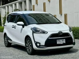TOYOTA SIENTA 1.5 V  ปี 2018
