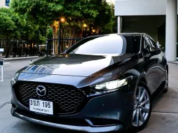 ขายรถบ้านโคตรสวย Mazda 3 2.0 SP (TOP) Sedan ปี 2022 ผมดูแลสภาพดีมาก หาคนดูแลต่อครับ