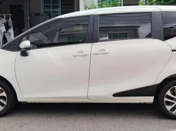 2016 Toyota Sienta รถตู้/MPV 
