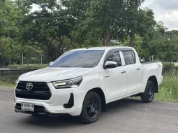 2023 Toyota Hilux Revo 2.4 รถกระบะ ออกรถฟรี