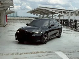 BMW 3 Series 2.0 330e 2023 สภาพใหม่