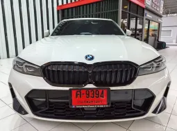 BMW 3 Series 2.0 330e 2023 รถสวย ไมล์น้อย มือเดียวป้ายแดง  