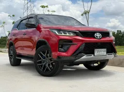 TOYOTA Fortuner 2.4v 2WD AT ปี 2017 แปลงหน้า Legender