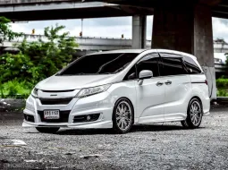2014 Honda Odyssey 2.4 E รถตู้/MPV ออกรถง่าย