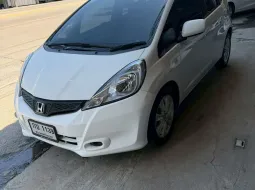 Honda Jazz 1.5 i-VTEC 2014 ราคาดี