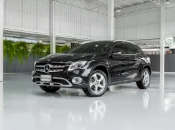 2018 Mercedes-Benz GLA-Class 1.6 GLA200 SUV 