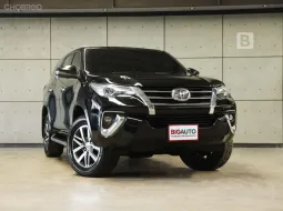 2018 Toyota FORTUNER 2.8 V 4WD SUV AT ไมล์แท้ รุ่น Top สุด ไม่ใช่รถลากจดทะเบียน B3171
