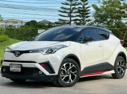 มือเดียวต้งแต่ป้ายแดง  TOYOTA CHR 1.8 MID BLACKROOF จดทะเบียนตรงปี 2019