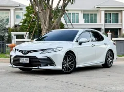 2022 Toyota CAMRY 2.5 HEV Premium Luxury รถเก๋ง 4 ประตู ออกรถง่าย รถสวย ไมล์น้อย  
