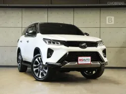 2023 Toyota FORTUNER 2.4 Legender (Black top) SUV AT ไมล์แท้ รับประกันตัวรถ 5 ปี 150,000 KM B5126
