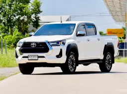 2022 Toyota Hilux Revo 2.4 Prerunner รถกระบะ 