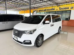 Hyundai Grand Starex 2.5 Premium 2020 ออกรถ 0 บาท