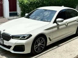 BMW 5 Series 2.0 520d M-Sport LCI 2022 