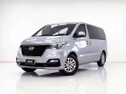 6B777 HYUNDAI H1 2.5 TOURING AT 2019