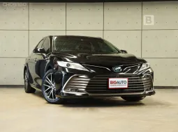 2022 Toyota CAMRY 2.5 HEV Premium Luxury Sedan AT ไมล์แท้ รถมือแรกจากป้ายแดง B4102