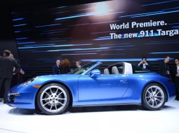  รถใหม่ Porsche 911 Targa รุ่นใหม่ล่าสุด อวดหลังคาคลาสสิคหล่อกระชากใจ