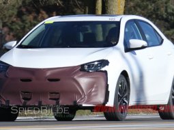 2017 Toyota Corolla Altis เปลี่ยนกระจังหน้าใหม่คล้ายรถพลังงานน้ำ Toyota Mirai