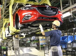  มาสด้าประกาศเปิดไลน์ผลิต Mazda 3 ใหม่ในไทยกลาง มี.ค. นี้