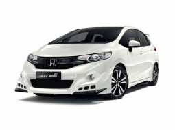  พาชม Honda Jazz Mugen รุ่นพิเศษที่ถูกผลิตจำกัดแค่เพียง 300 คันเท่านั้น!!