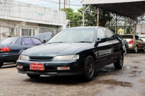 1995 Honda ACCORD 2.2 VTi EX รถเก๋ง 4 ประตู ไฟท้ายก้อนเดียว