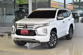 Mitsubishi Pajero Sport 2.4 GT Plus ปี2023 ไมล์แท้ 2x,xxx โล สวยสภาพป้ายแดง รถบ้านมือเดียว ประกันยาว