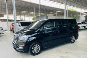 HYUNDAI H1 2.5 DELUXE ปี 2019 รถสวย สภาพพร้อมใช้งาน 11 ที่นั่ง ไมล์น้อย 8 หมื่นโล รับประกันตัวถังสวย