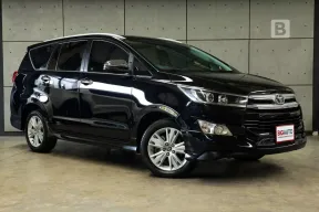 2020 Toyota Innova 2.8 Crysta V   AT ไมล์แท้ รุ่นTOPสุด รถประจำตำแหน่ง B7571