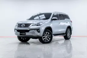 5A869 Toyota Fortuner 2.4 V SUV 2018 