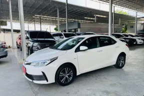 TOYOTA ALTIS 1.8 E ปี 2017 รถบ้าน มือแรกออกห้าง ไมล์น้อย 8 หมื่นโล พร้อมใช้ รับประกันตัวถังสวย