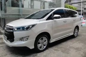 2020 TOYOTA INNOVA CRYSTA 2.8 V เกียร์ AUTO สีขาวมุก รถสวยสภาพใหม่ มือเดียว เช็คศูนย์ตลอด ฟรีดาวน์