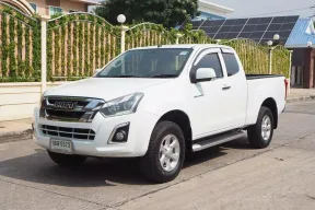 ISUZU D-MAX BLUE POWER SPACECAB HI-LANDER 1.9 DDI Z (MNC) ปี 2017 สภาพนางฟ้า