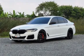 BMW 520d แต่ง Facelift ชุดแต่ง M Sport (G30) ปี 2018 ประวัติ Service ศูนย์ครบเสริมหล่อเท่ห์มาหมดแล้ว