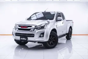 1C329 ISUZU D-MAX 1.9 L CAB HI-LANDER MT 2016