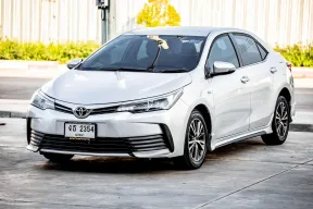 2017 Toyota COROLLA 1.8 รถเก๋ง 4 ประตู 