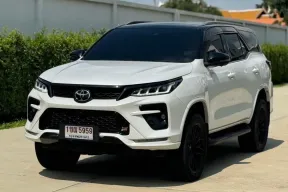 ขาย รถมือสอง 2023 Toyota Fortuner 2.8 GR Sport SUV 