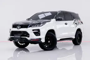 6A661 TOYOTA FORTUNER 2.8 GR SPORT BLACK TOP 4WD