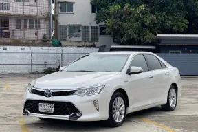 ขาย รถมือสอง 2016 Toyota CAMRY 2.5 Hybrid รถเก๋ง 4 ประตู รถบ้านแท้